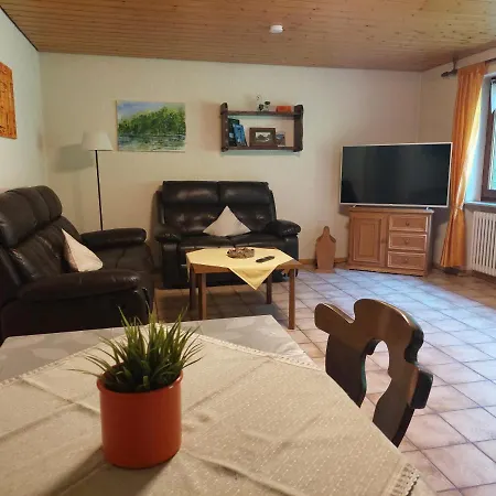 Ferienwohnung Seng Apartment *